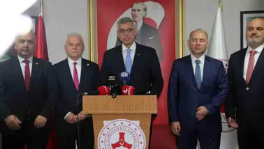 "Orman Yangınları Üzerine Bakan Memişoğlu'ndan Önemli Açıklama!"