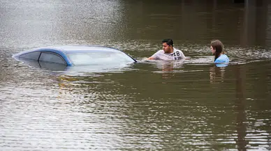 Abd Felaketi Yaşıyor: Teksas'ta Yoğun Yağışlar Sel Felaketine Yol Açtı!