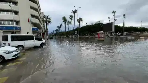 Kıyı Alanlarında Alarm Verici Artış: Antalya'da Denizin Seviyesi 10 Yılda 7.5 Santim Yükseldi