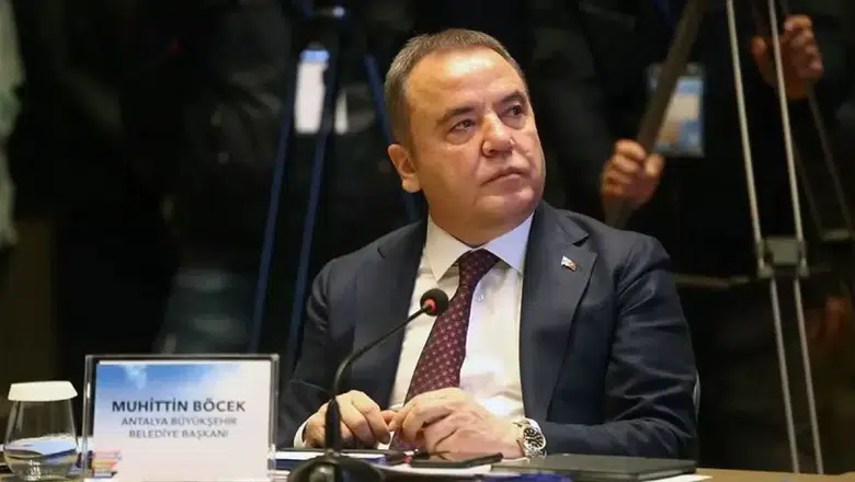 Rüşvet soruşturmasında flaş gelişme! İçişleri Bakanlığı Görevden Aldı